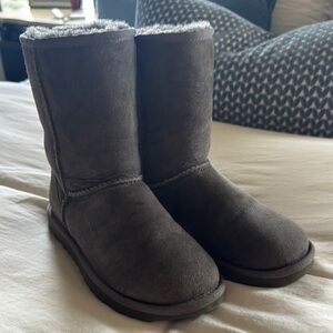 UGG Women's Classic Short Boots - Dark Brown